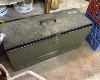 Metal toolbox