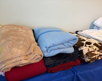 Blankets and Linens - marked and measured