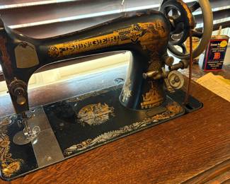 Beautiful Singer Sewing Treadle  Sewing machine with accessories
