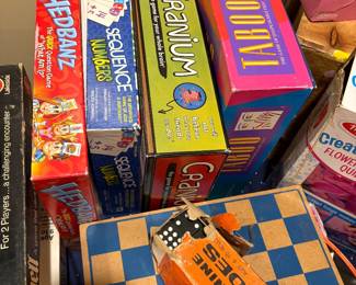 Vintage Games marked complete or incomplete. Please do not unwrap - Sequence, Cranium, Tabook, Mominoes, Hedbanz