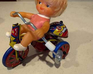 Vintage MTU Korea "Happy Days" / Girls Tricycle" tin lithograph wind-up toy from 1970's-80's - as found