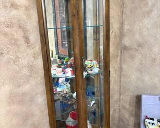 Nice size curio cabinet with light