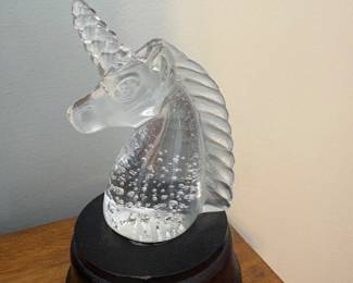 Unicorn Chrystal with stand