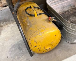 Air tank