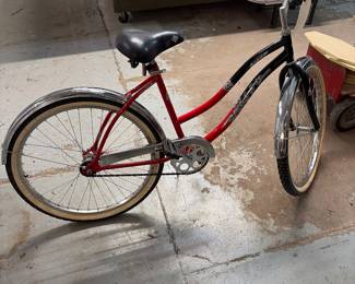 Surfside woman’s cruiser bike.