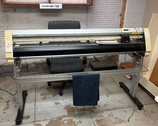 Graphtec cutting pro FC 7000–130.