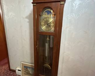 Grandfather clock 