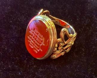 Carnelian and 14k ring