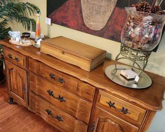 Vintage buffet in great shape