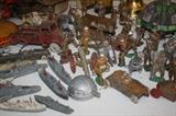 METAL VINTAGE TOY SOLDIERS