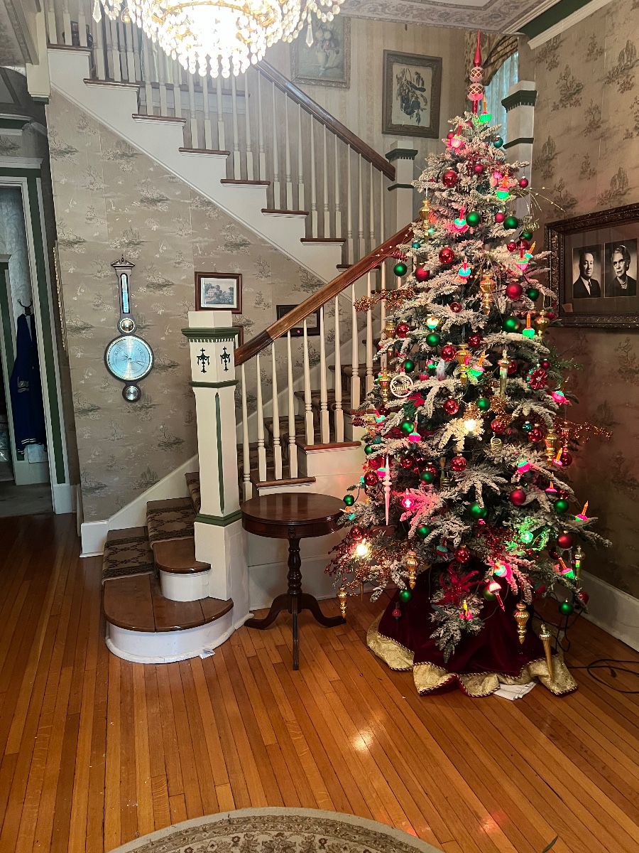 Christmas Tree complete with decor and bubble lites