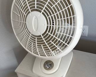 Table fan