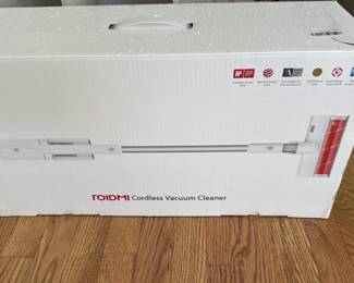Cordless vacuum