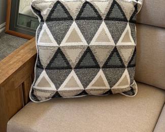 Accent pillow