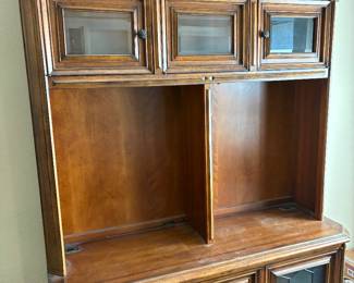 Office Hutch