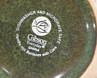 Set of like new Gibson coffee mugs