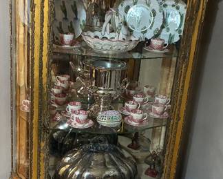 French Vitrine