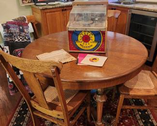 1950's coin operated tabletop 45 jukebox