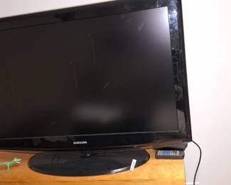 flat screen tv