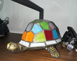 Tiffany-Style Stained Glass Turtle Accent Lamp