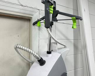 Steamfast SF-547 Full-Size Garment Steamer