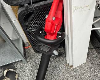 Craftsman V20 Cordless Leaf Blower