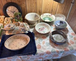 Collectible pottery