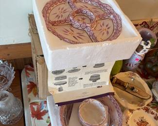 Beautiful configurable, serving set