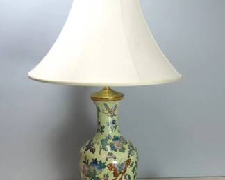 Beautiful Chinese Famille Rose Ceramic Lamp on Wooden Stand with Shade