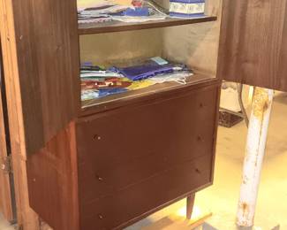 MCM gentlemen's chest of drawers