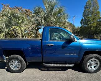 Chevrolet Silverado Regular Cab Pickup Truck B second image