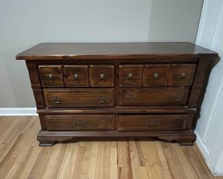 Traditional Dark Wood NineDrawer Dresser