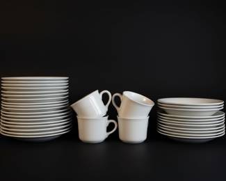 Winter Frost White Dinnerware Set