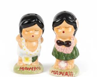 Vintage Hawaiian Hula Couple Salt and Pepper Shakers second image