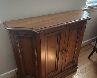 Console Cabinet second image