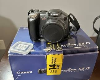 Canon PowerShot S IS Digital Camera B