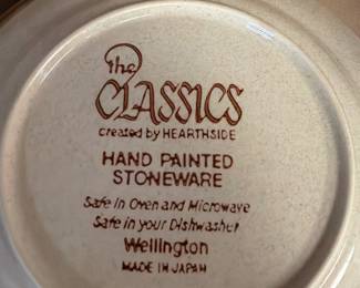Stoneware Dinnerware third image