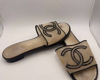 Chanel slides