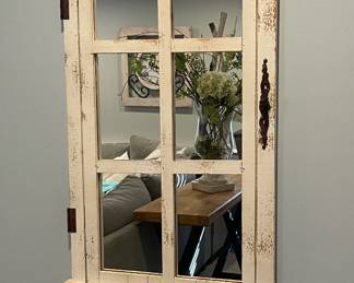 Wall Mirror/Hooks