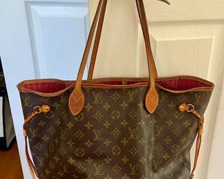 LOUIS VUITTON Bag