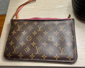 LOUIS VUITTON Bag