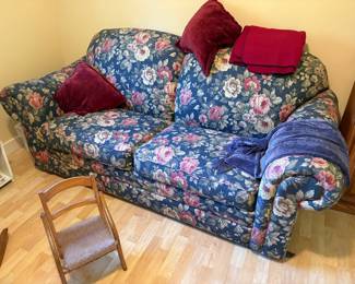 Floral Sleeper Sofa Couch