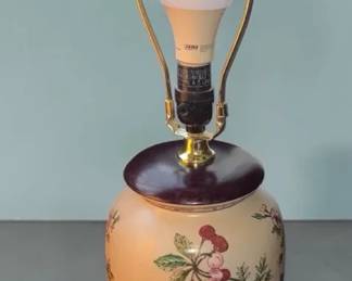 Vintage Chinese Style Porcelain Table Lamp