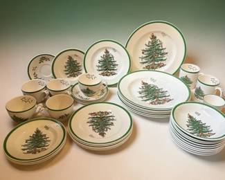 Spode Christmas Tree China Dish Set  Plates Bowls Cups  Mugs W 8 Matching Placemats