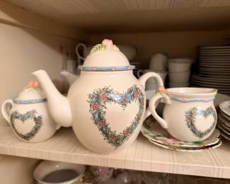 tea set with luncheon plates