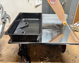 Chicago Electric 7 Portable Wet Cutting Tile Saw