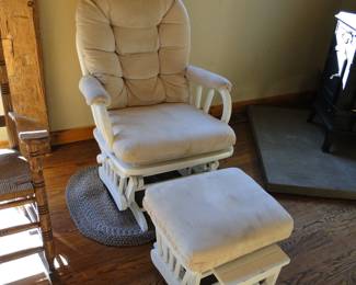 Glider with ottoman
