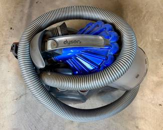 Dyson DC23 Turbinehead Canister Vacuum Cleaner w/ Hose Wand & Turbine Head