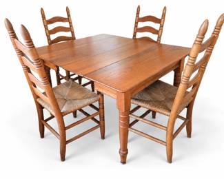 Antique Oak with Ladder-Back Rush Seats and 3 leaves