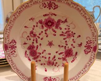 Set of 12 Meissen ‘Indian Flowers’ porcelain dinner plates